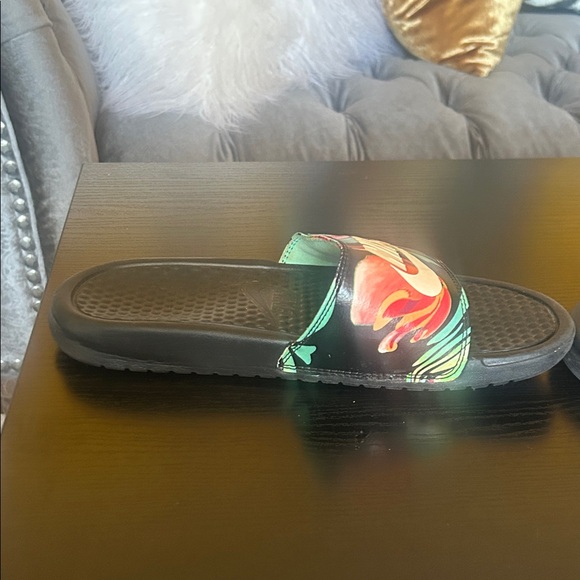 Nike Black and Multicolor Slide Sandals - Picture 7 of 9